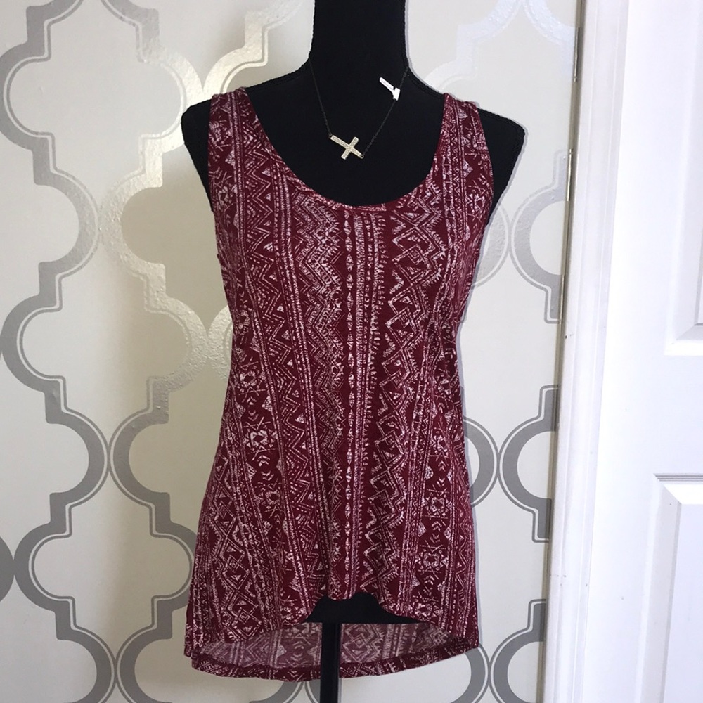 Tank and necklace combo !